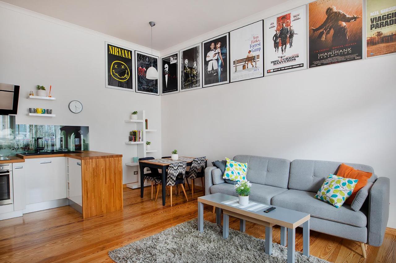 Movie Apartment Jezyce Poznan Exterior photo